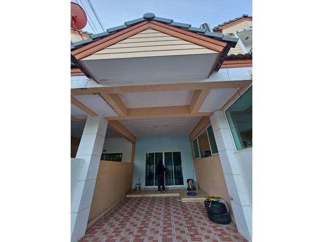 ให้เช่าทาวน์เฮ้าส์2ชั้น ใกล้ขนส่งใหม่ ระยอง พร้อมเฟอร์นิเจอร์