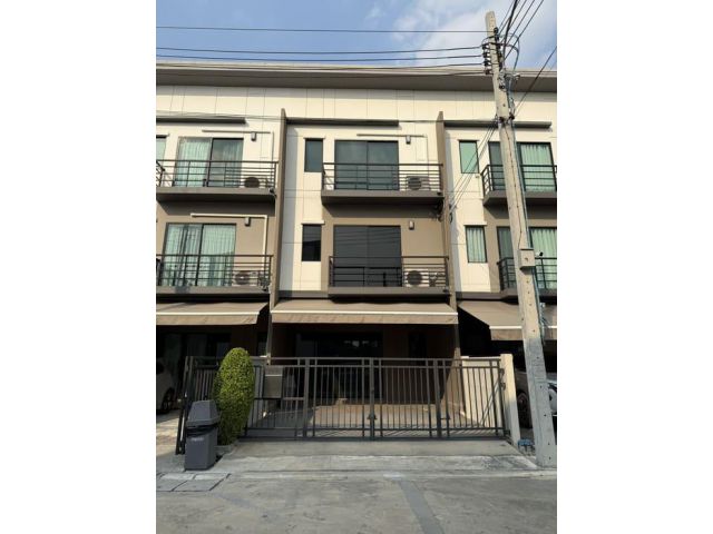 ให้เช่า/ขายทาวน์โฮม 3 ชั้น บ้านกลางเมือง ศรีนครินทร์-อ่อนนุช เขตประเวศ โทร 0899219224