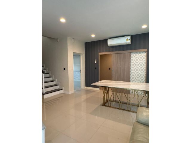 ขายบ้านเดี่ยว เศรษฐสิริ กรุงเทพกรีฑา Setthasiri Krungthep Kreetha ใกล้ Brighton College และทางด่วนพระราม 9  พื้นที่ 70 ต