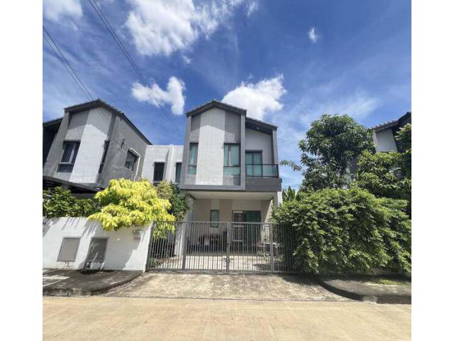 ขายบ้านแฝด วารีโอ้ สุวรรณภูมิ – ใกล้สนามบิน ทำเลดี พร้อมอยู่