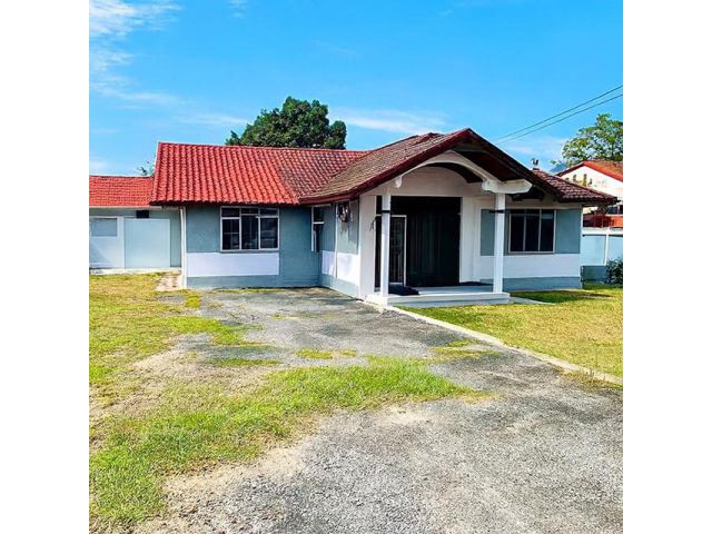 บ้านกว้าง 102 ตร.วา.Lotus ศรีราชา 1.4 กม.J Park ศรีราชา 2.9 กม