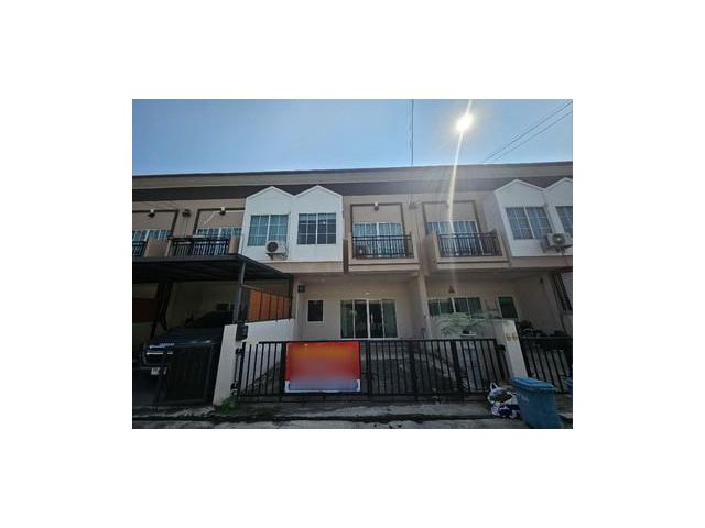 หมู่บ้านลีฟวิ่ง ไพร์ม ทาวน์โฮม 2 ชั้น ซอยบงกช 33 รังสิต-คลอง 2