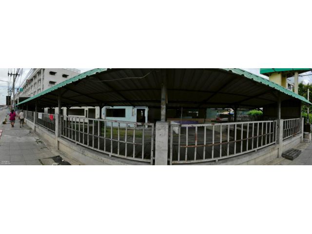 ยื่นซองเสนอราคาค่าธรรมเนียมการได้สิทธิเช่าที่ดินพร้อมสิ่งปลูกสร้าง  เพื่อประกอบกิจการตลาด  โครงการบ้านเอื้ออาทรบางบัวทอง