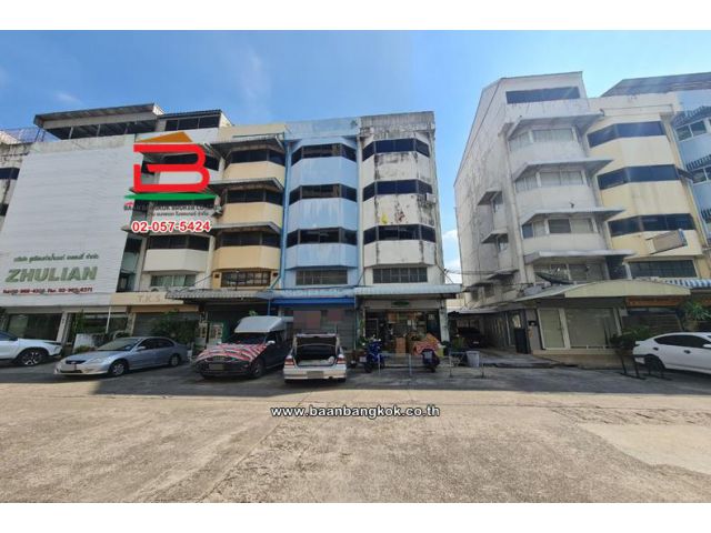 อาคารพาณิชย์ เนื้อที่ 17.4 ตร.ว. โครงการ ขวัญนนท์ (ซอยประชาราษฎร์ 9/1) ถนนประชาราษฎร์ ตำบลสวนใหญ่ อำเภอเมืองนนทบุรี นนทบ