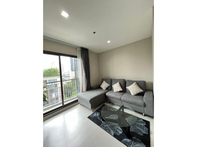 for sale condo Rhythm sukhumvit 36-38 fully furnished (S03-2357)