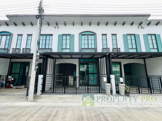 ให้เช่า บ้าน อณาสิริ รามคำแหง ทาวน์โฮม 2 ชั้น 2 ห้องนอน 16 ตรว 109 ตรม เฟอร์นิเจอร์ เครื่องใช้ไฟฟ้าครบ ใกล้ กรุงเทพกรีฑา