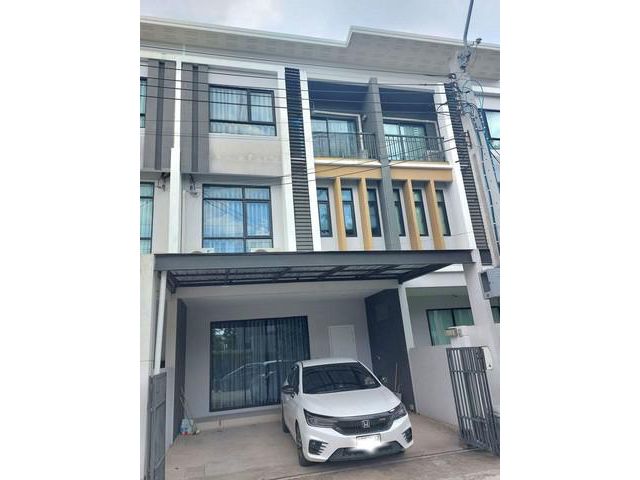 ให้เช่า ทาวน์โฮมหรูใหม่3ชั้น 25ตรว.อยู่ถนน รามอินทรา65