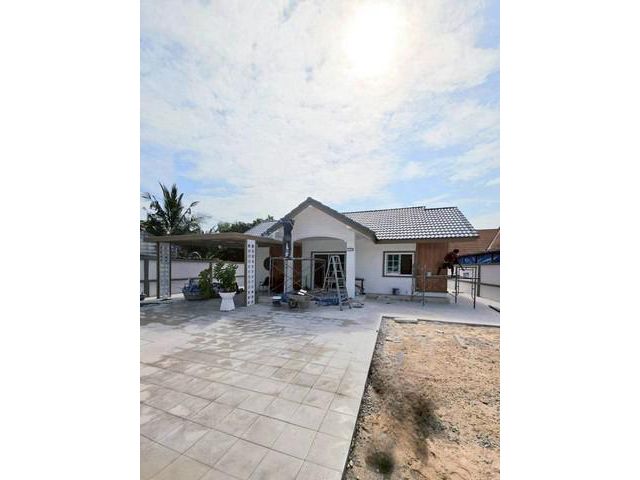 ขายบ้านเดี่ยวรีโนเวทใหม่ แหล่งชุมชน ตะเคียนเตี้ย บางละมุง ชลบุรี