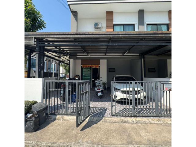 ขายทาวน์โฮมหลังมุม ยูนิโอ ทาวน์ เพชรเกษม 110 ใกล้ MRT หลักสอง พร้อมเข้าอยู่ ต่อเติมเต็ม (ไม่รับนายหน้า)