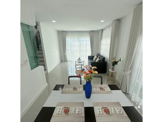 ให้เช่าบ้านใกล้ อิมพีเรียลเวิลด์สำโรงและโรงเรียนนานาชาติเซนต์แอนด