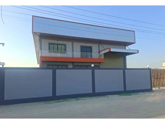 ขายและให้เช่า โรงงานอุตสาหกรรมมือหนึ่ง สมุทรสาคร ขอใบรง.4ได้ พื้นที่ใช้สอย 560-800 ตรม.