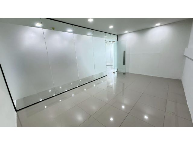 สำนักงานให้เช่า 100 ตร.ม. สิ่งอำนวยความสะดวกพร้อม จดทะเบียนบริษัทได้ ย่านพระราม 3 ใกล้สาทร