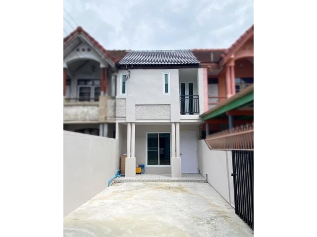 ทฮ 19 ตร.วา ติด ถ.สุขุมวิท(ซ.โรงนม) ใกล้ bts ช้างสามเศียร 280 ม.