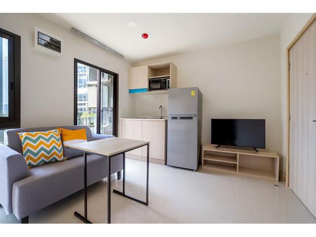 ดีคอนโด คาล์ม รามคำแหง 40 1 นอน 1 น้ำ MRT ลำสาลี 1.6 กม.