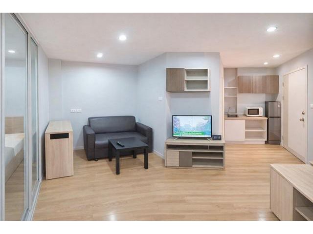 MRT ศรีนุช  ชั้น4 ให้เช่าลุมพินี วิลล์ อ่อนนุช-พัฒนาการ 23ตร.ม.