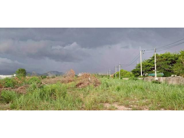 ขายที่ดิน ต.บ่อวิน อ.ศรีราชา จ.ชลบุรี พร้อมโรงงานเลิกกิจการไปแล้ว