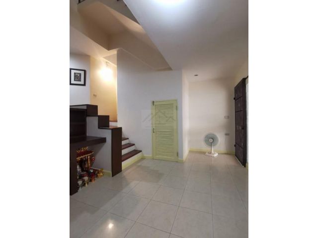 ให้เช่าทาวน์โฮม 3 ชั้น 3 ห้องนอน บ้านกลางเมือง รัชดา-เหม่งจ๋าย1