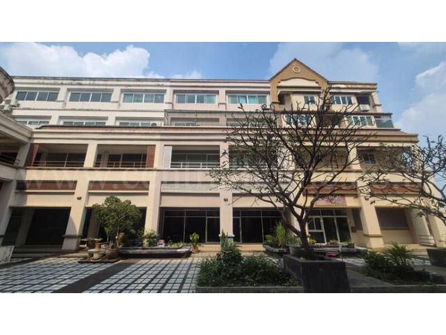 อาคารพาณิชย์ 5 ชั้น 2 คูหา การ์เด้นโฮม วิลเลจ ใกล้ BTS แยก คปอ.