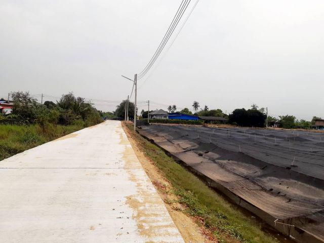 ขายที่ดินแปลงสวย ใกล้ชุมชน ใกล้ ตลาด ใกล้ รพ.เนื้อที่ 1-3-63 ไร่ เหมาะ ปลูกบ้าน,ทำธุรกิจจัดสรรหรือทำธุรกิจอื่นๆ