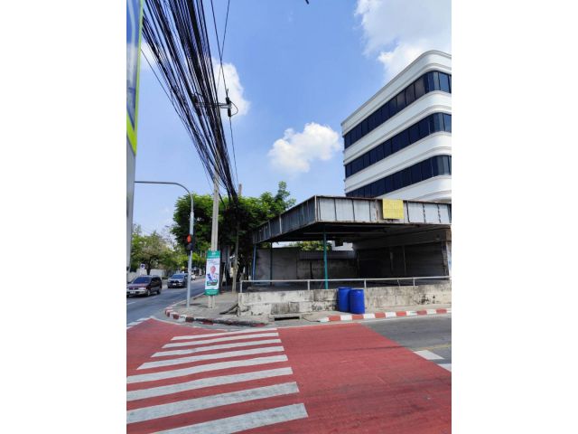For Rent Five-story commercial/office building with rooftop. at Suan Luang Rama 9, Prawet ,Bangkok