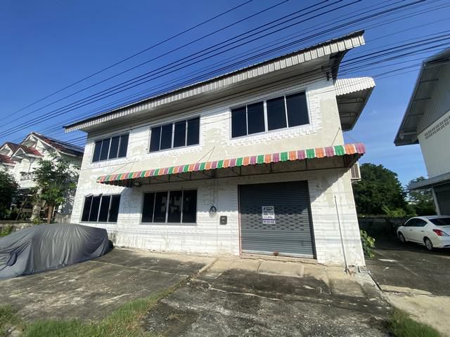 ให้เช่าโกดัง 2 ชั้น ทำเลทองพุทธมณฑลสาย 2