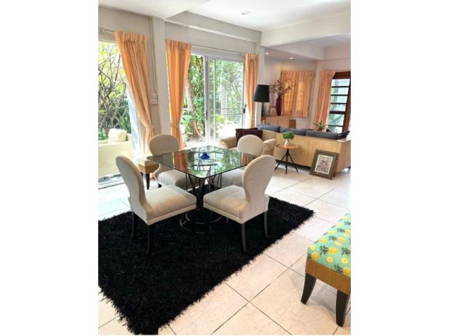 ให้เช่าบ้านสัมมากรรามคำแหง112ที่ดิน120ตร.ว4นอน3น้ำแอร์เฟอร์ครบเช่