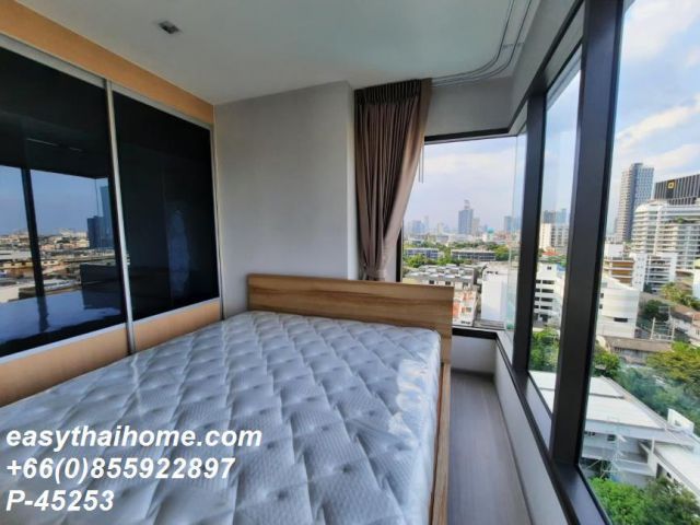 P-45253 วิวเมืองสวย! 2 ห้องนอน @ไลฟ์ สุขุมวิท 62 ใกล้ BTS! 33,000 บาท Line Id: @easythaihome 085-592-2897