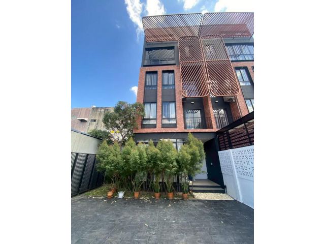 ให้เช่าทาวน์โฮม 3.5 ชั้น BRITLOFT เกษตร – นวมินทร์ ลาดปลาเค้า34