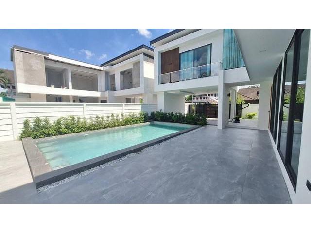 ขาย/เช่า บ้านพูลวิลล่าสุดหรูซอยสยามคันทรีคลับ ชลบุรี