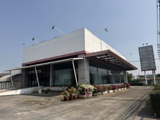 2250 ตรม. ติดถนนใหญ่ เพชรเกษม กม.27.5 อ้อมใหญ่ อำเภอสามพราน นครปฐ