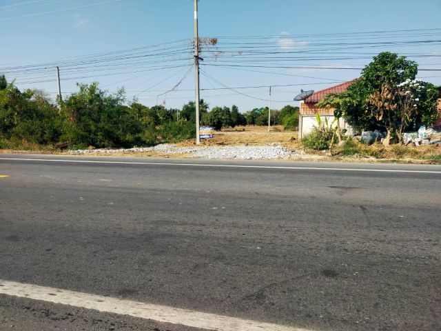 ขายที่ดินถมแล้ว 40ตรว.เหมา650000-ติดทางหลวง3231ต.ห้วยม่วง อ.กำแพงแสน จ.นครปฐม.เหมาะทำบ้านพัก/ร้านค้า/ตึกพานิชย์ที่สวยมาก