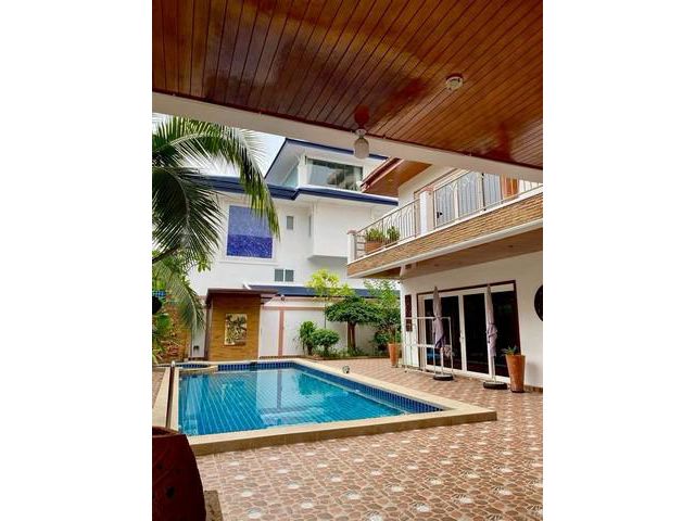 ปล่อยเช่าพูลวิลล่า – จอมเทียน พัทยา บ้านติดทะเล มีหาดส่วนตัว