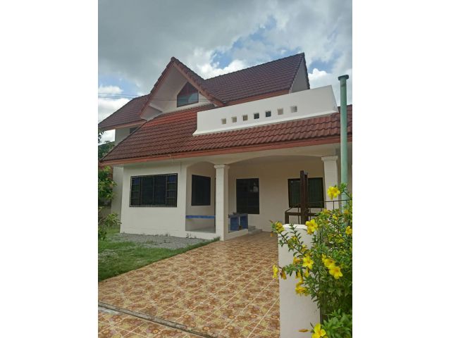 ขายบ้านเดี่ยว 2 ชั้นตัวเมืองเชียงใหม่สภาพดีมากวัสดุเกรดเอ ราคาดี สะดวกทุกอย่าง