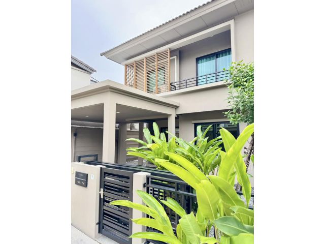 U1401 ให้เช่าบ้านเดี่ยว 2 ชั้น ใน โครงการ Areeya Como Botanica บางนา 1 Areeya Como Botanica Bangna near Mega bangna บ้าน