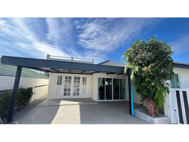 ขายบ้านเดี่ยว รีโนเวทใหม่ แปลงมุม พัทยารุ่งเรือง ทำเลดี เงียบสงบ แถมแอร์และเฟอร์นิเจอร์