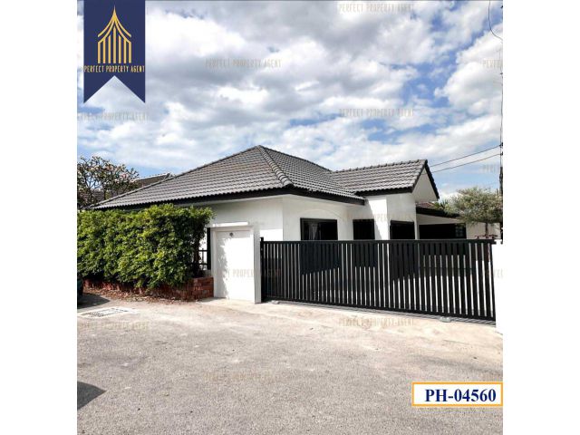 ขายบ้านเดี่ยวหลังมุม ฉัตรแก้ว ซอยเนินพลับหวาน แถมแอร์ เฟอร์นิเจอร์พร้อมเข้าอยู่