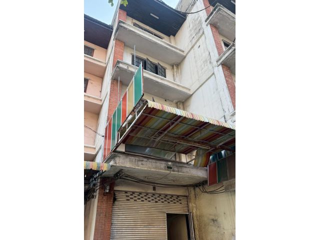 ขายอาคารพาณิชย์ 4 ชั้น 23.4 ตร.ว. ติดถนนนาคนิวาส ติดซอย 38 ตรงข้าม I-Zen Condo