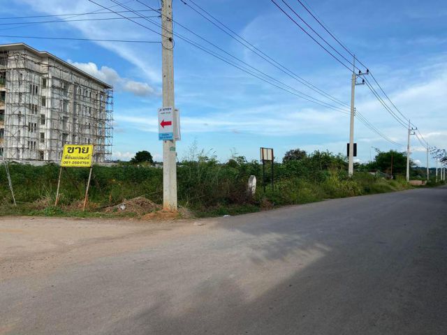 ขายที่ดินโฉนด  1 ไร่ 3  งาน  30  ต.ร.ว ติดรั้วมหาวิทยาลัยสุรนารีประตู4