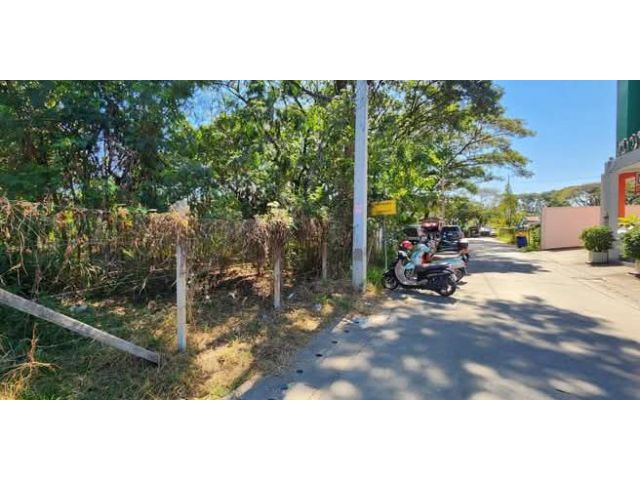 ขายที่ดินตำบลช้างคลานทำเลดีติดถนนโฉนดพร้อมโอน