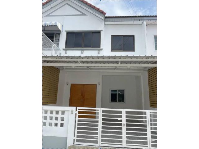 ขายทาวน์เฮาส์ 2 ชั้น ม.กิตติชัยวิลล่า 10 ซ.มิตรไมตรี 8/1 ทำเลดี เดินทางสะดวก ใกล้สำนักงานเขตหนองจอก