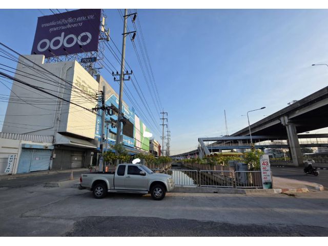 ขายถูก สำนักงาน โชว์รูม Home office 316ตร.ว  ติดถนนวิภาวดี ใก้ลแยกสุทธิสาร สะพานควาย ห้วยขวาง