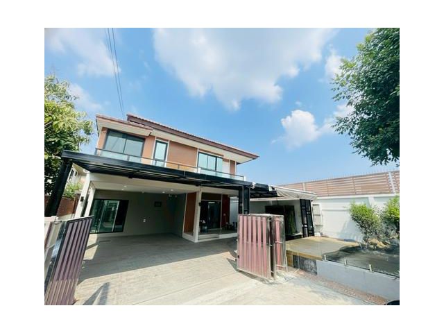 คุ้มสุดในโครงการ! บ้านเดี่ยว 2 ชั้น 52 ตรว. แต่งครบพร้อมอยู่ ฟรีแอร์ 5 ตัว กล้อง 8 ตัว ราคาเพียง 5.39 ล้านบาท (ธัญญาภิรม