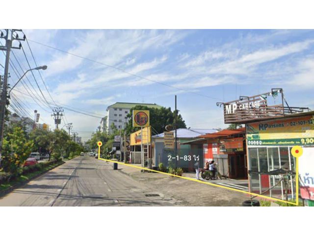 ขายที่ดินมีสิ่งปลูกสร้าง 2-1-83 ไร่ ลาดพร้าว ถ.แฮปปี้แลนด์สาย1 ใกล้สถานีรถไฟฟ้าบางกะปิ แขวงคลองจั่น เขตบางกะปิ กรุงเทพๆ