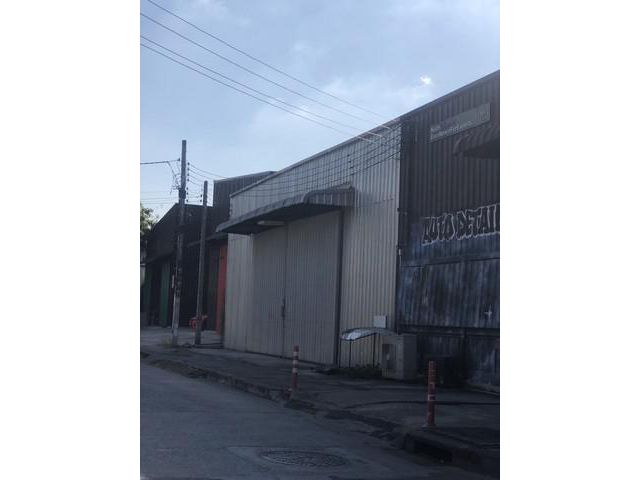 ให้เช่าโกดัง ซอยลาดพร้าว91  ขนาด 170ตรม.