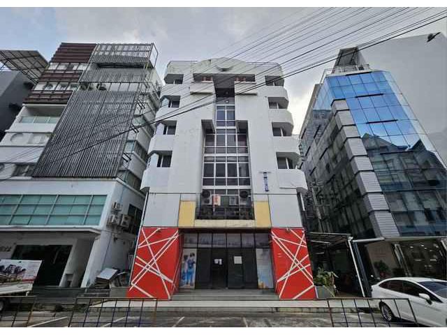 ขายอาคารพาณิชย์ ถนนรัชดาภิเษก สามเสนนอก ห้วยขวาง ขนาดที่ดิน 60 ตร