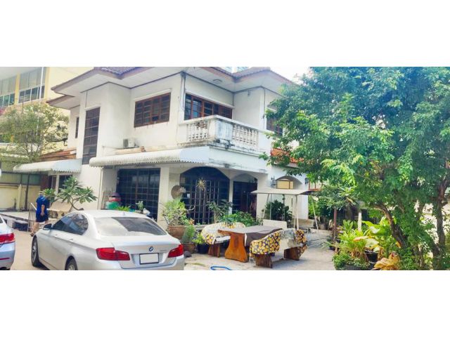 ขายที่ดิน 128 ตรว. ห่างจาก BTS พร้อมพงษ์ และเอ็มสเฟียร์ 1 กม.