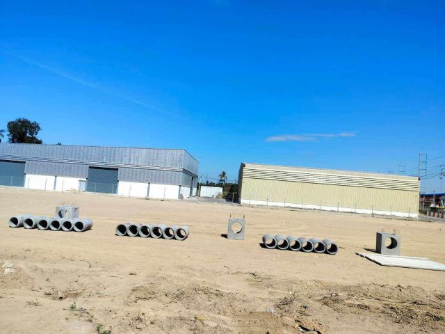 F291 ให้เช่าโกดัง คลังสินค้า สร้างใหม่ โรงเดี่ยว (Stand alone) 2,500 ตรม. พัทยา ชลบุรี เดินทางสะดวก ติดมอเตอร์เวย์