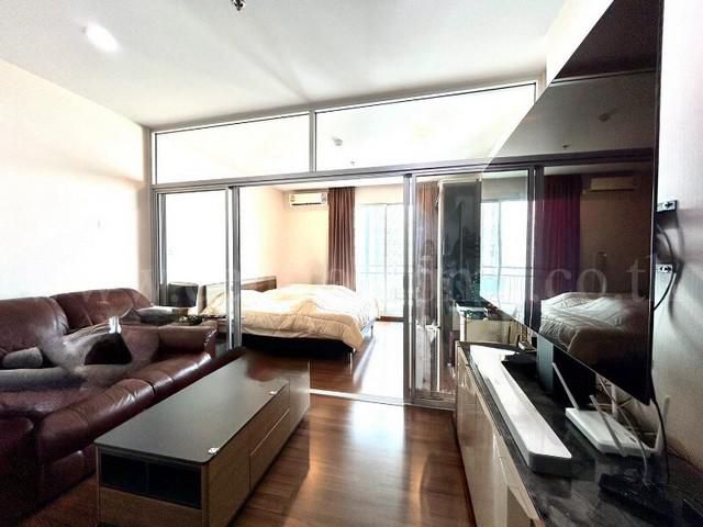 คอนโด ศุภาลัย ไลท์ สาทร-เจริญราษฎร์ ใกล้ BTS สะพานตากสิน