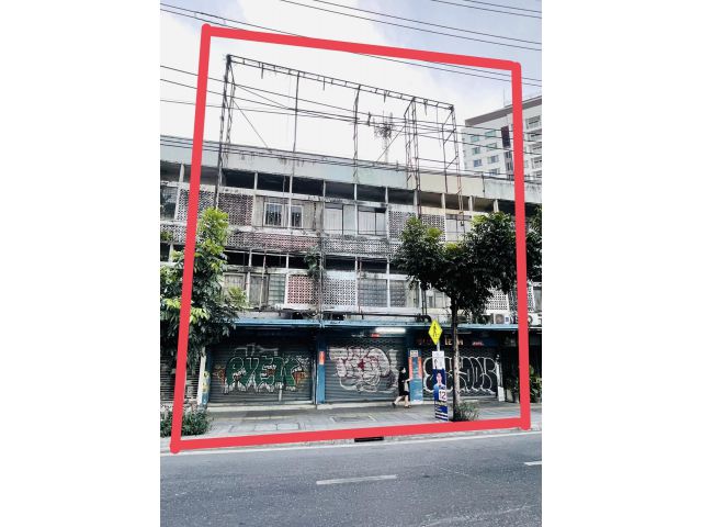 ให้เช่าอาคารพาณิชย์ 3 คูหา ติดถนนพระราม4 สุขุมวิท