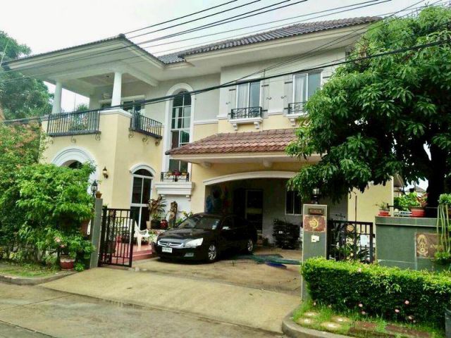 The City ปิ่นเกล้า - สาย 2 เนื้อที่ 102 ตารางวา 3 ห้องนอน ถนนบรมราชชนนี แขวงศาลาธรรมสพน์ เขตทวีวัฒนา กรุงเทพมหานคร